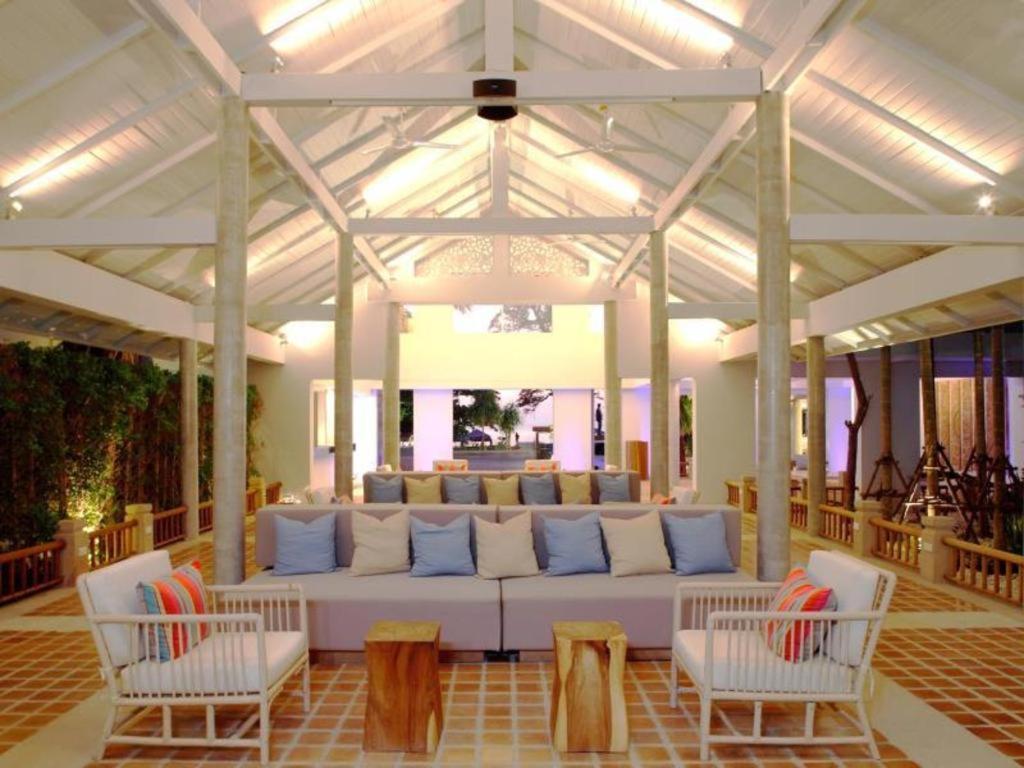 Ramada By Wyndham Phuket Southsea Hotel Karon Екстериор снимка